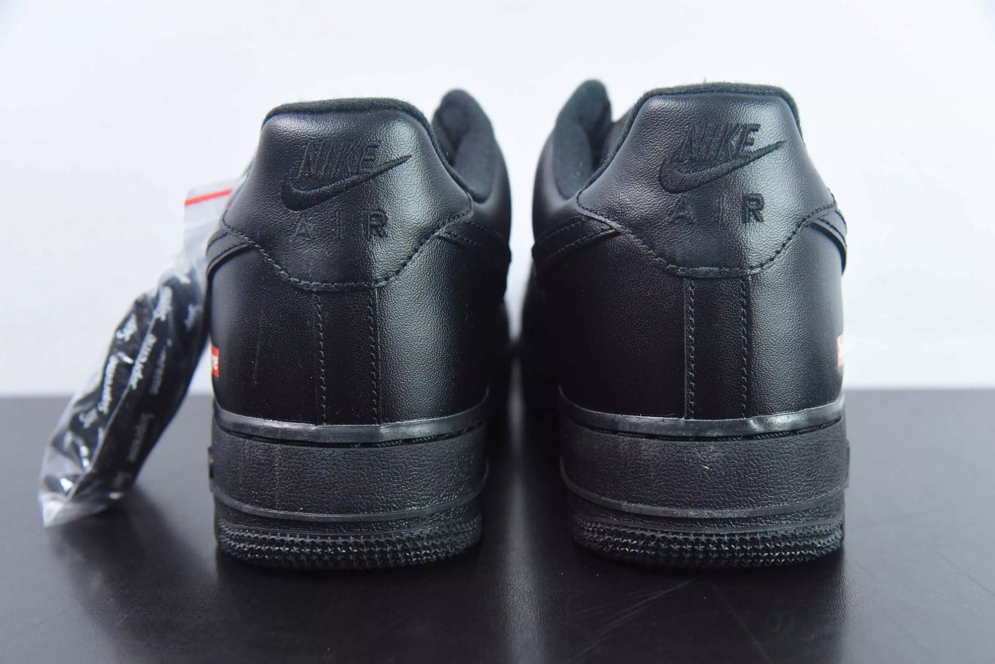 Supreme x Nike Air Force 1 Low Black
