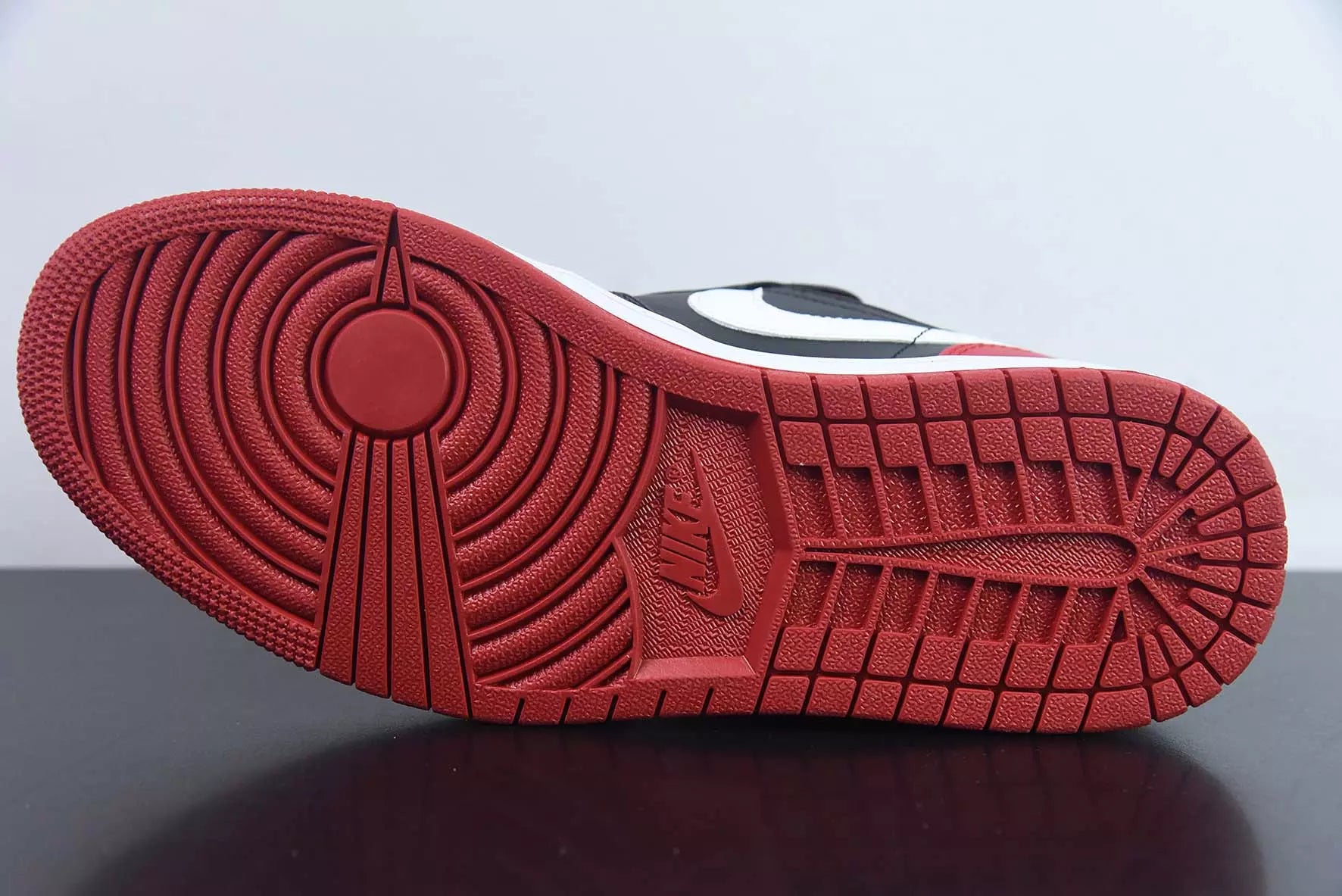 Jordan 1 Low 'Alternate Bred Toe'