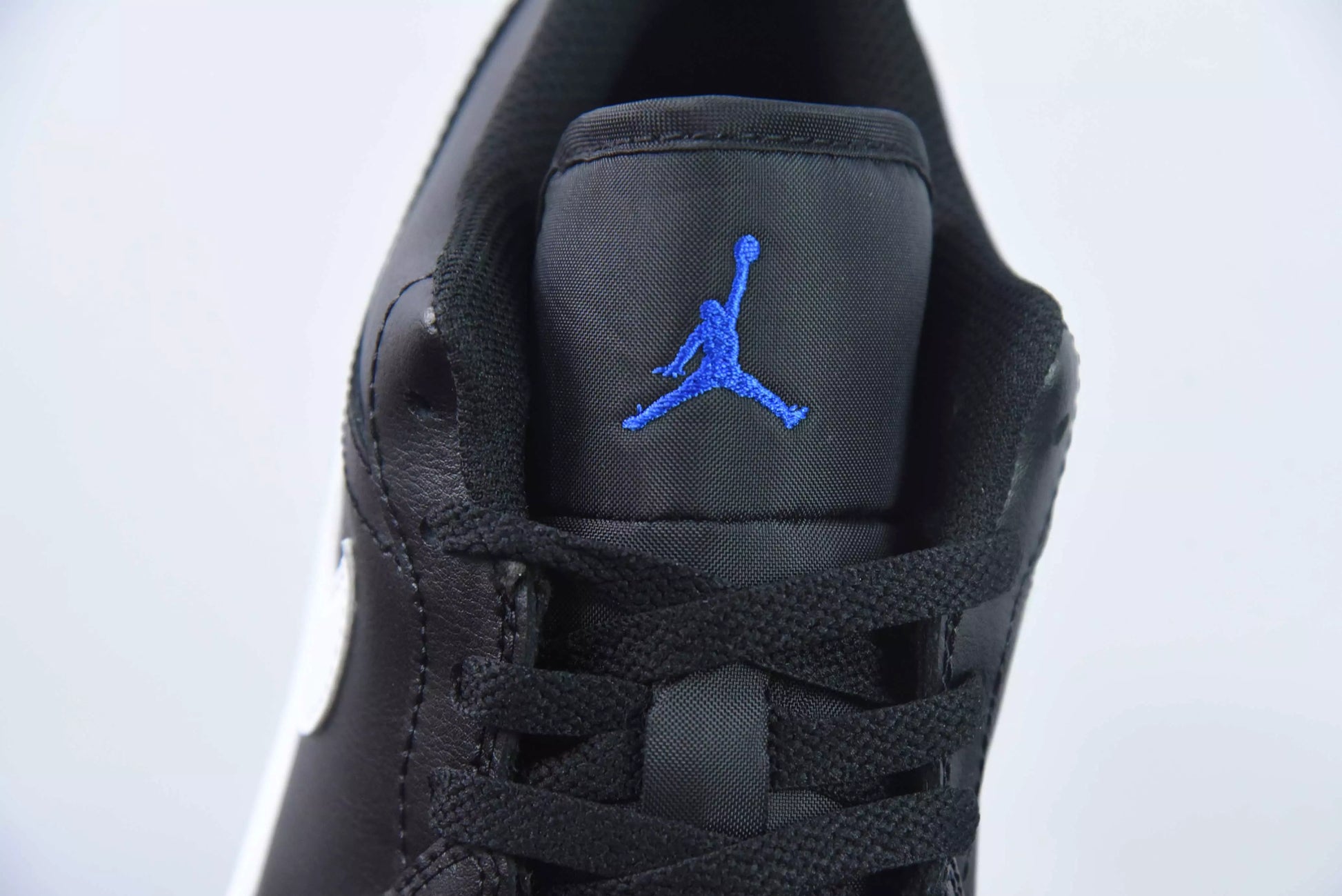 Air Jordan 1 Low "Black Royal Toe"