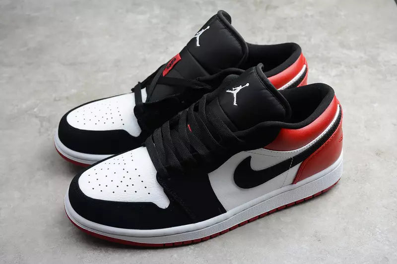 Air Jordan 1 Low "Black Toe"