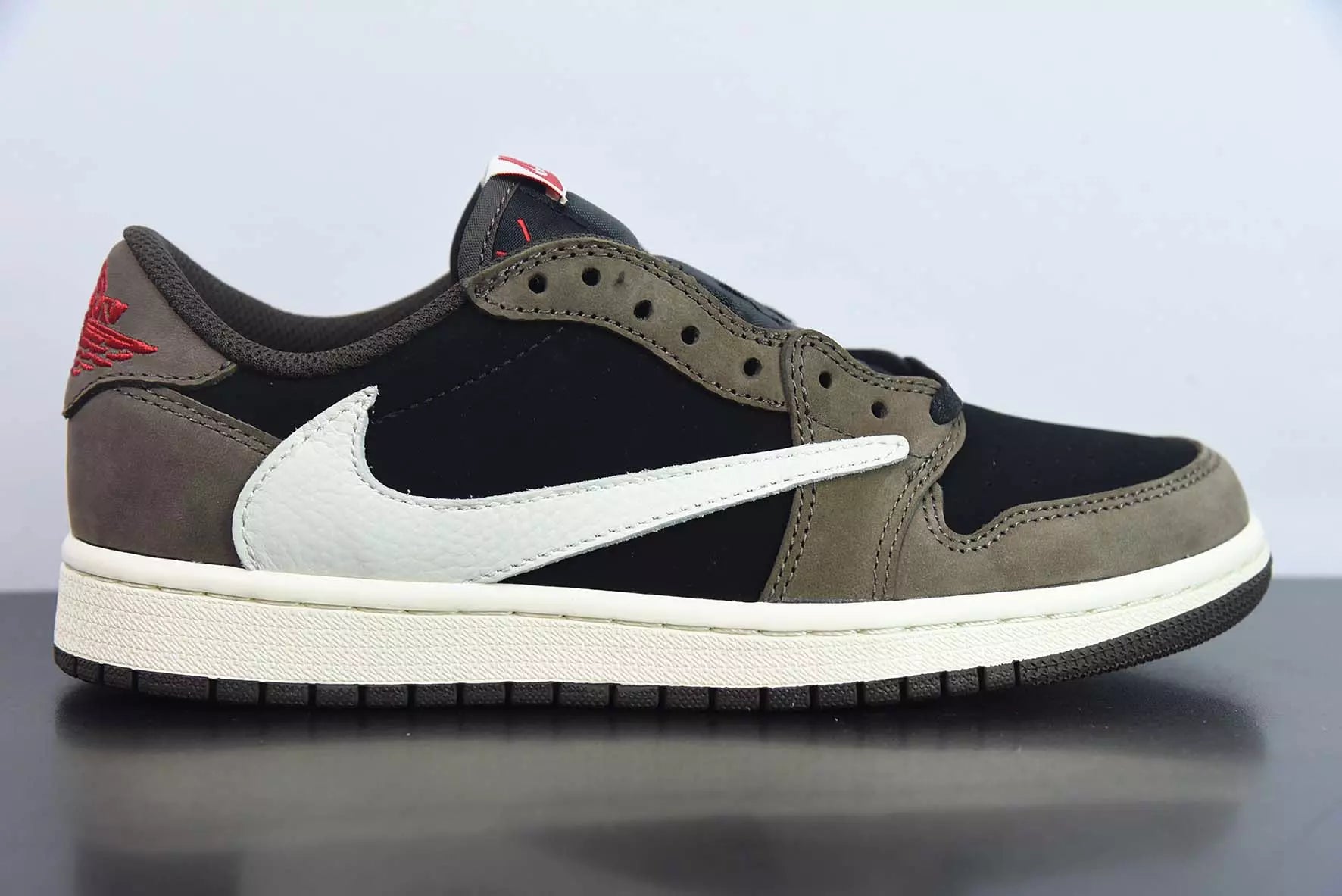 Jordan 1 Low OG x Travis Scott "Mocha"