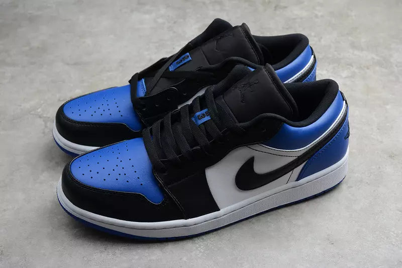 Jordan 1 Low Royal Toe