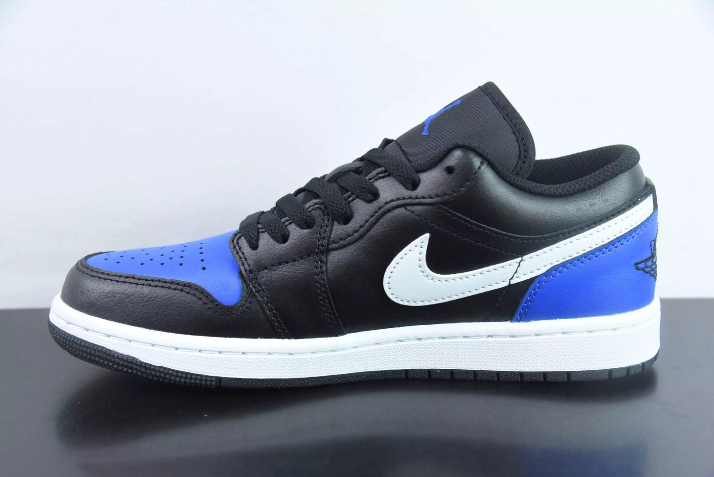 Air Jordan 1 Low "Black Royal Toe"