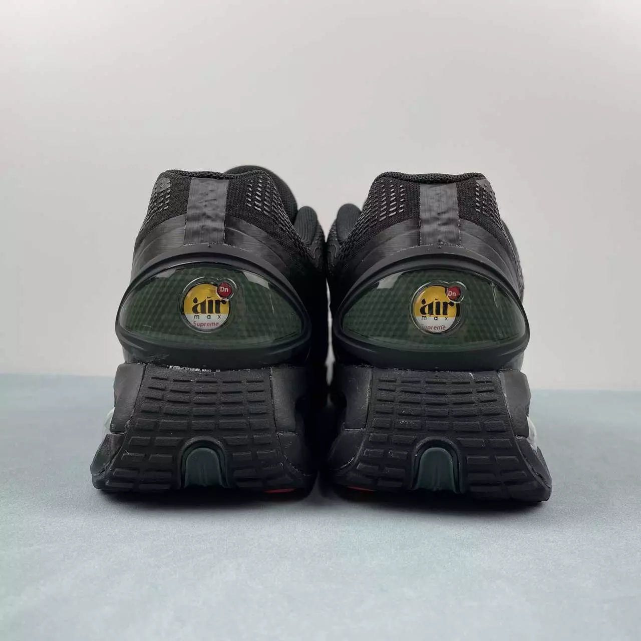 SUPREME x Nike Air Max DN "Black Galactic Jade"