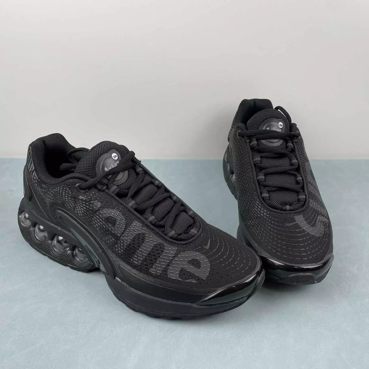 SUPREME x Nike Air Max DN "Black Galactic Jade"