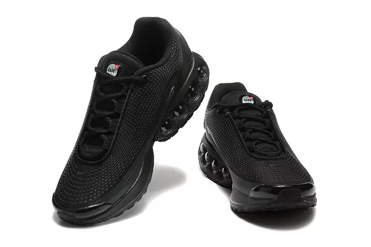 Nike Air Max DN "Triple Black"
