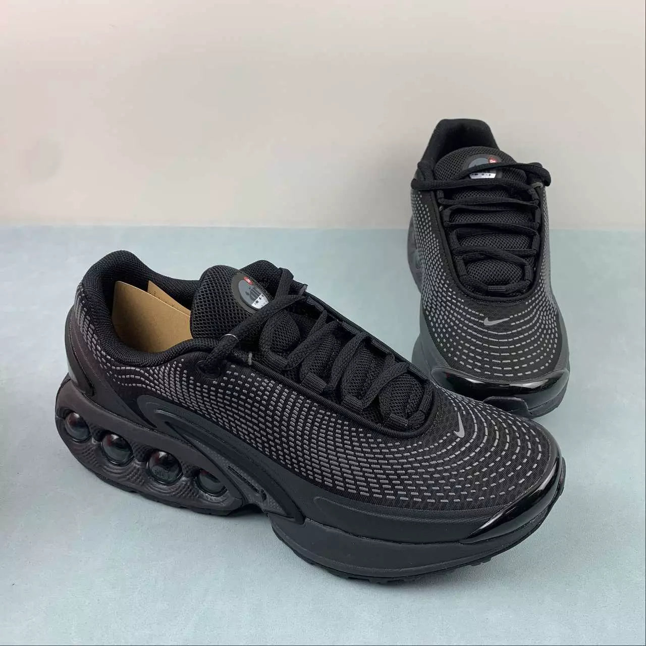 Nike Air Max DN "Triple Black"