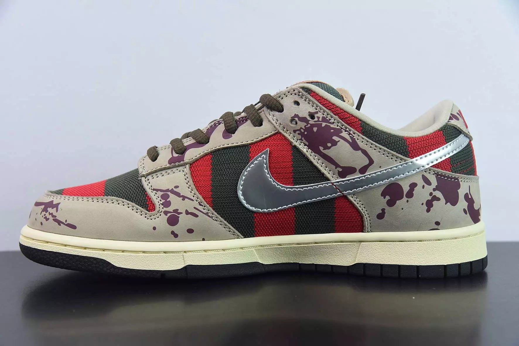 Nike Dunk Low Freddy Krueger