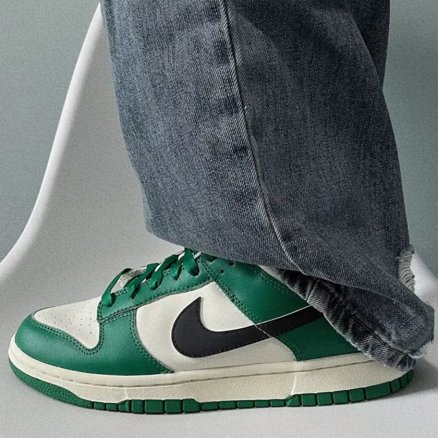 dunk lottery green