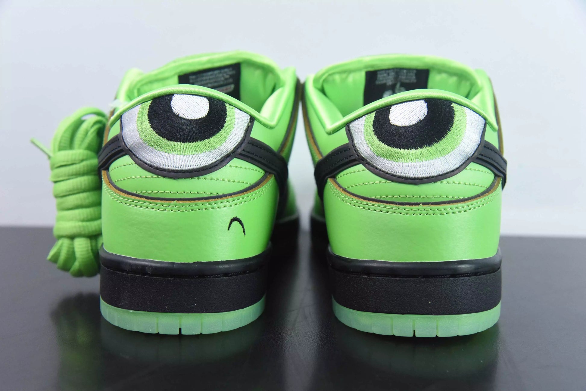 Nike SB Dunk Low The Powerpuff Girls Buttercup