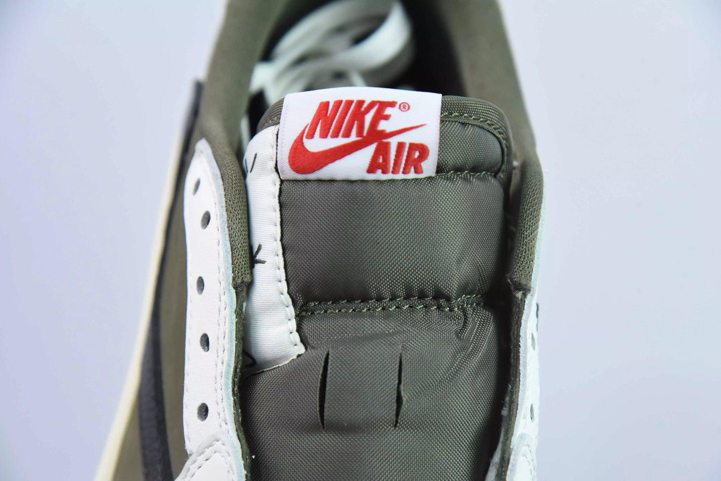 Jordan 1 Low OG x Travis Scott Olive