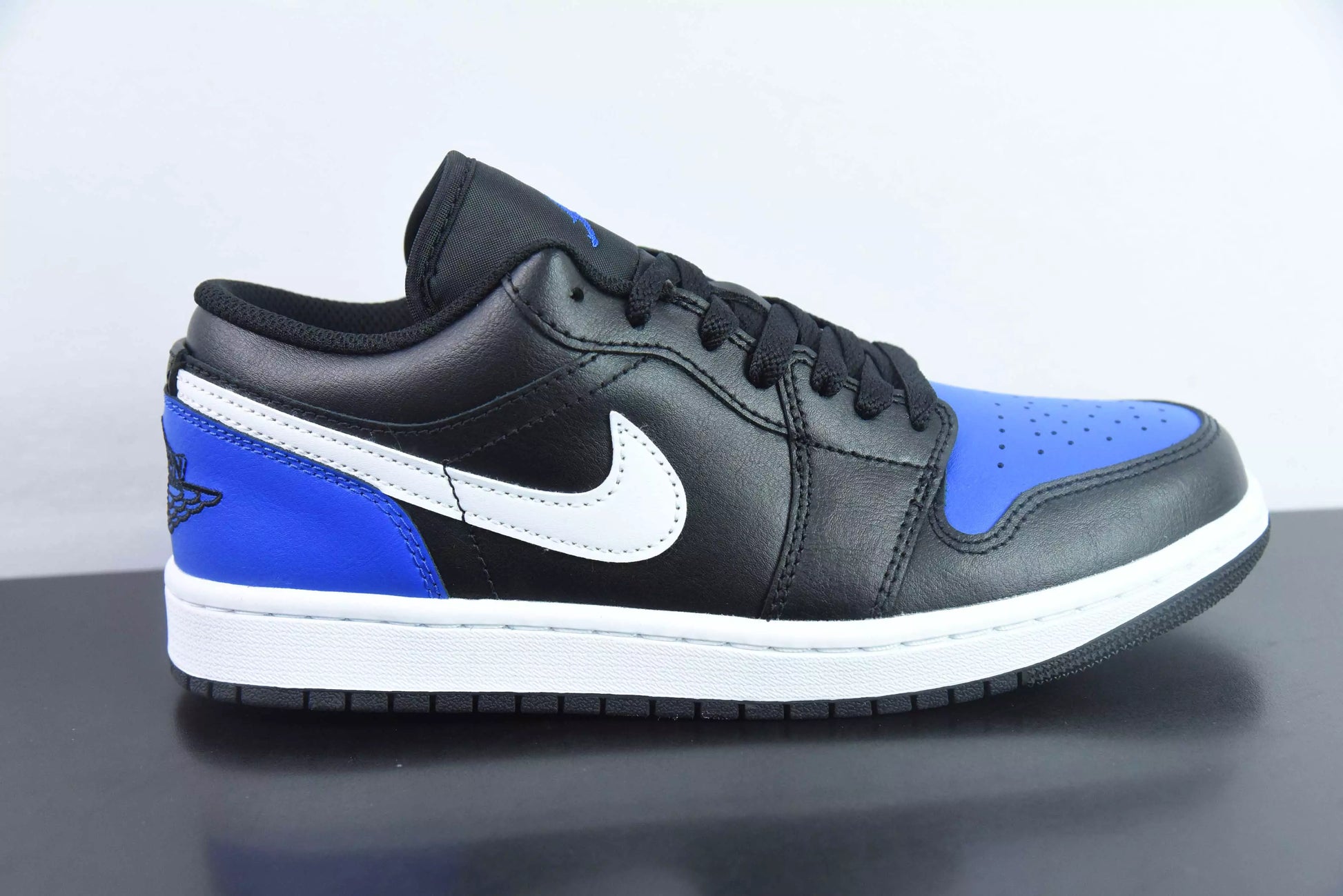 Air Jordan 1 Low "Black Royal Toe"