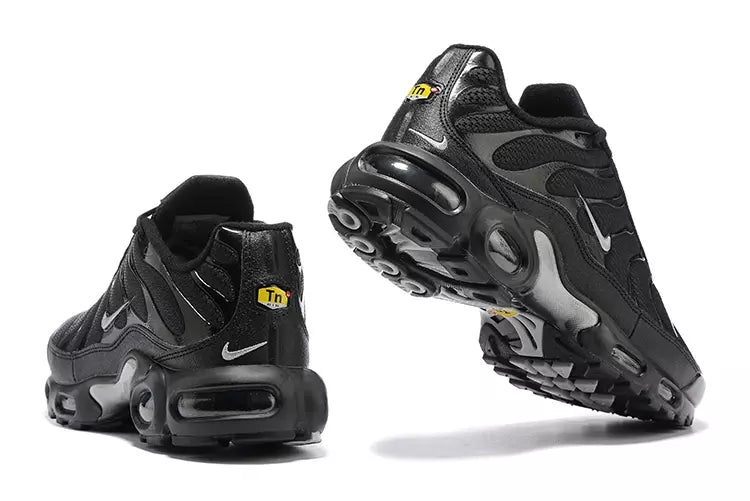 Air Max TN Plus "Metallic Swoosh"