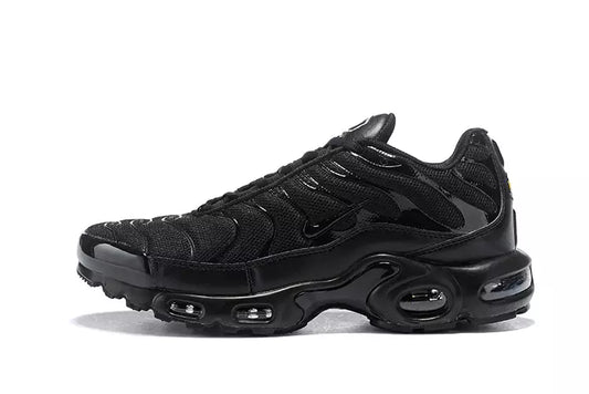 Air Max TN Plus "Triple Black"