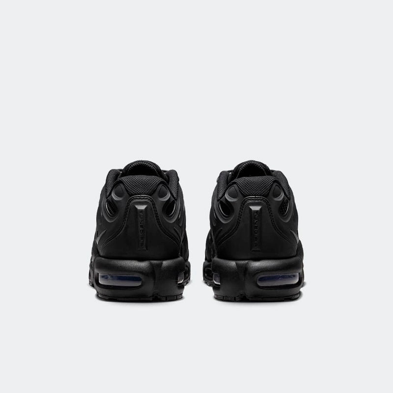 Nike Air Max Plus Drift "Triple Black"
