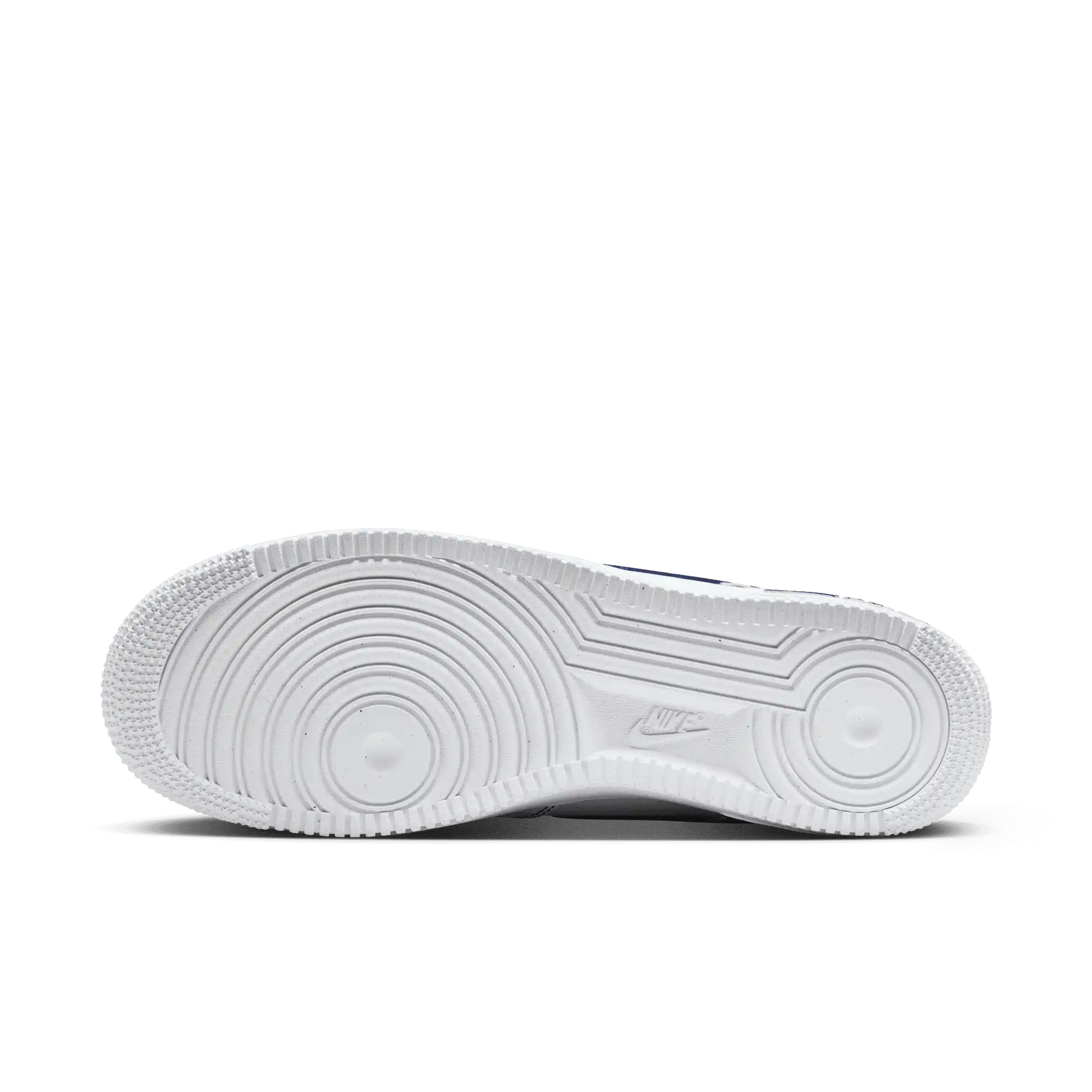 Tênis Branco com Azul Nike Air Force 1 Low 07 LV8 White Deep Royal Blue Parte do Solado Branco