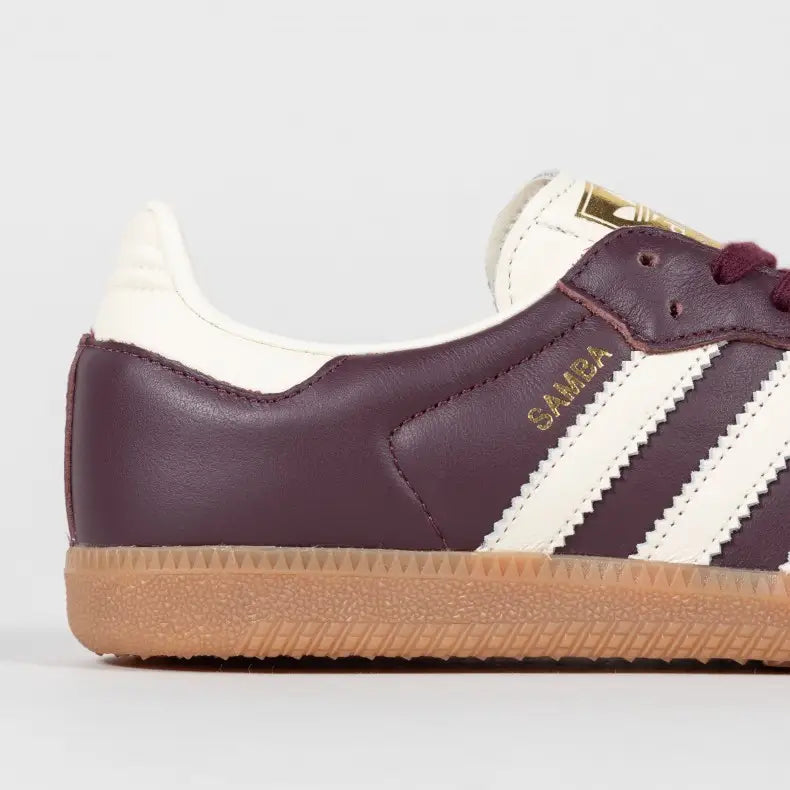 Tênis Adidas Samba Maroon Gold Metallic Parte Lateral Em Detalhes