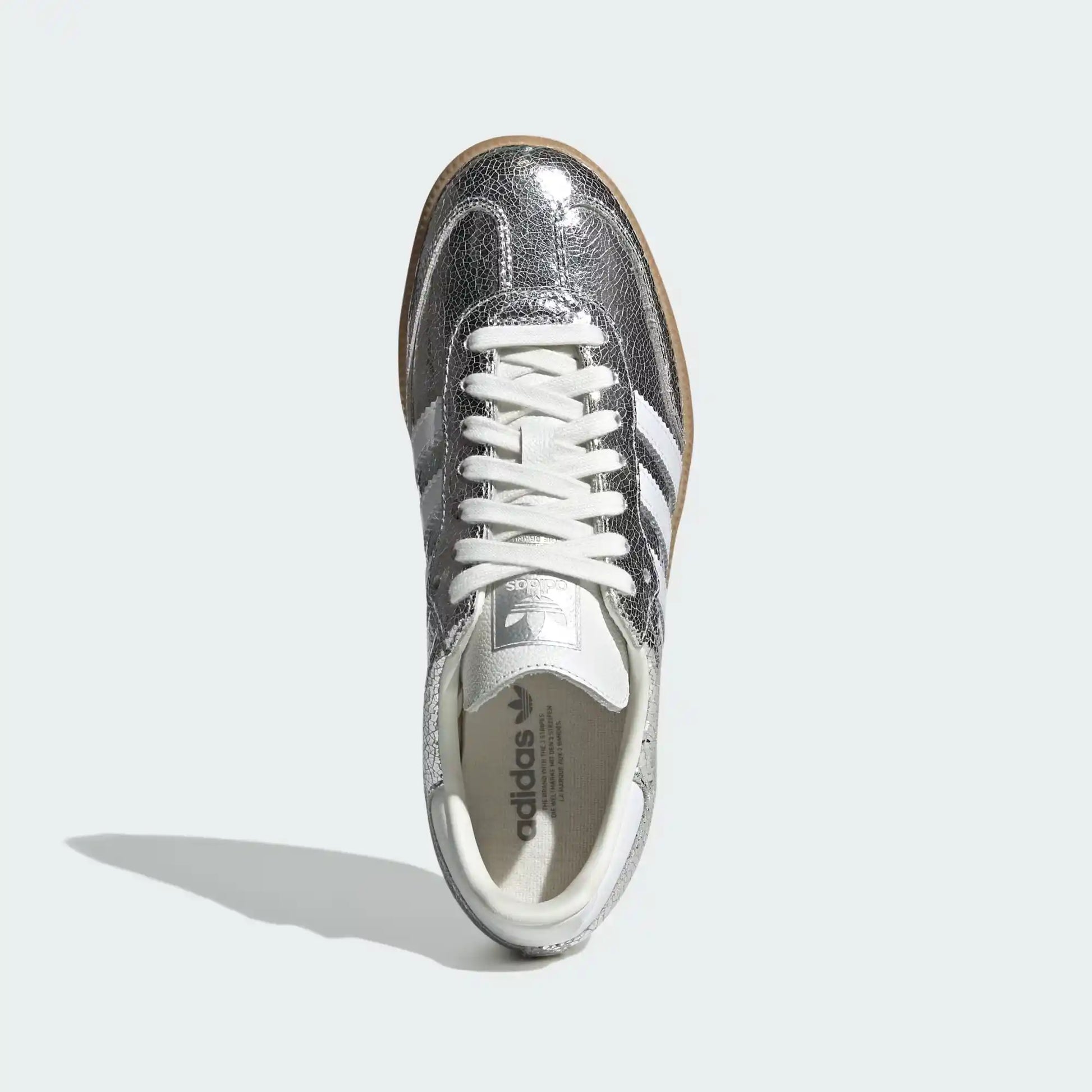 Tênis Adidas Samba Prateado Silver Metallic Cracked Leather Parte do Cabedal Vista por Cima