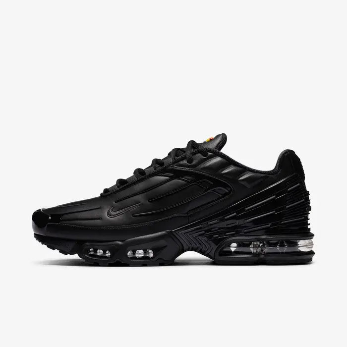 Air Max Plus 3 Triple Black Parte Lateral Esquerda