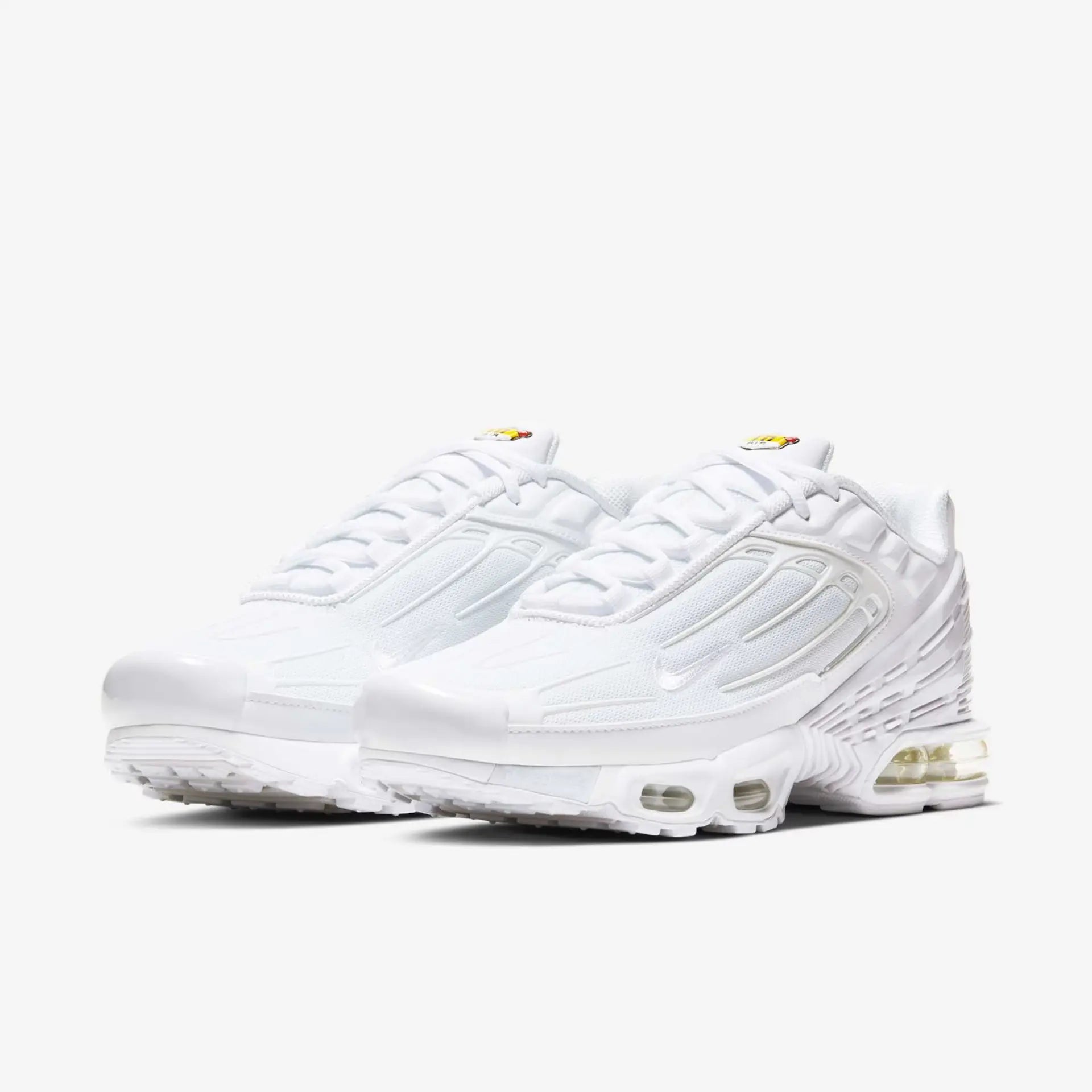 Air Max Plus 3 Triple White Par Visto de Frente