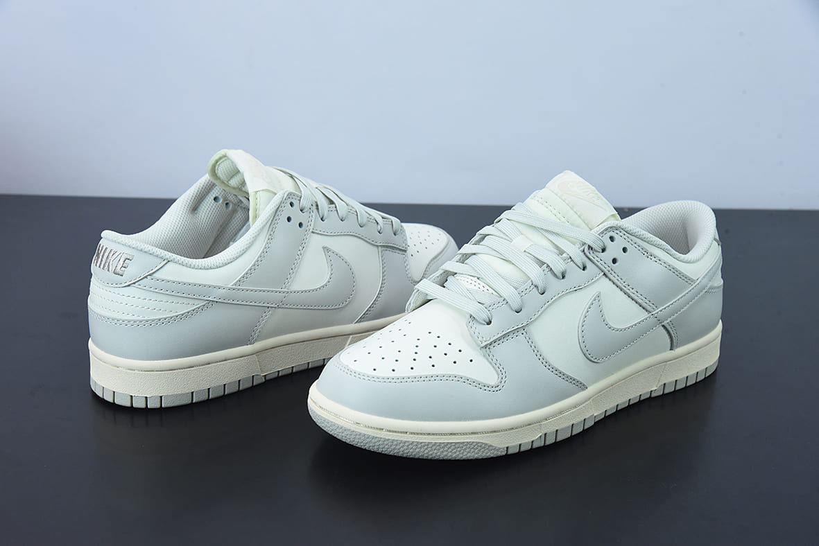 Nike Dunk Low Light Bone