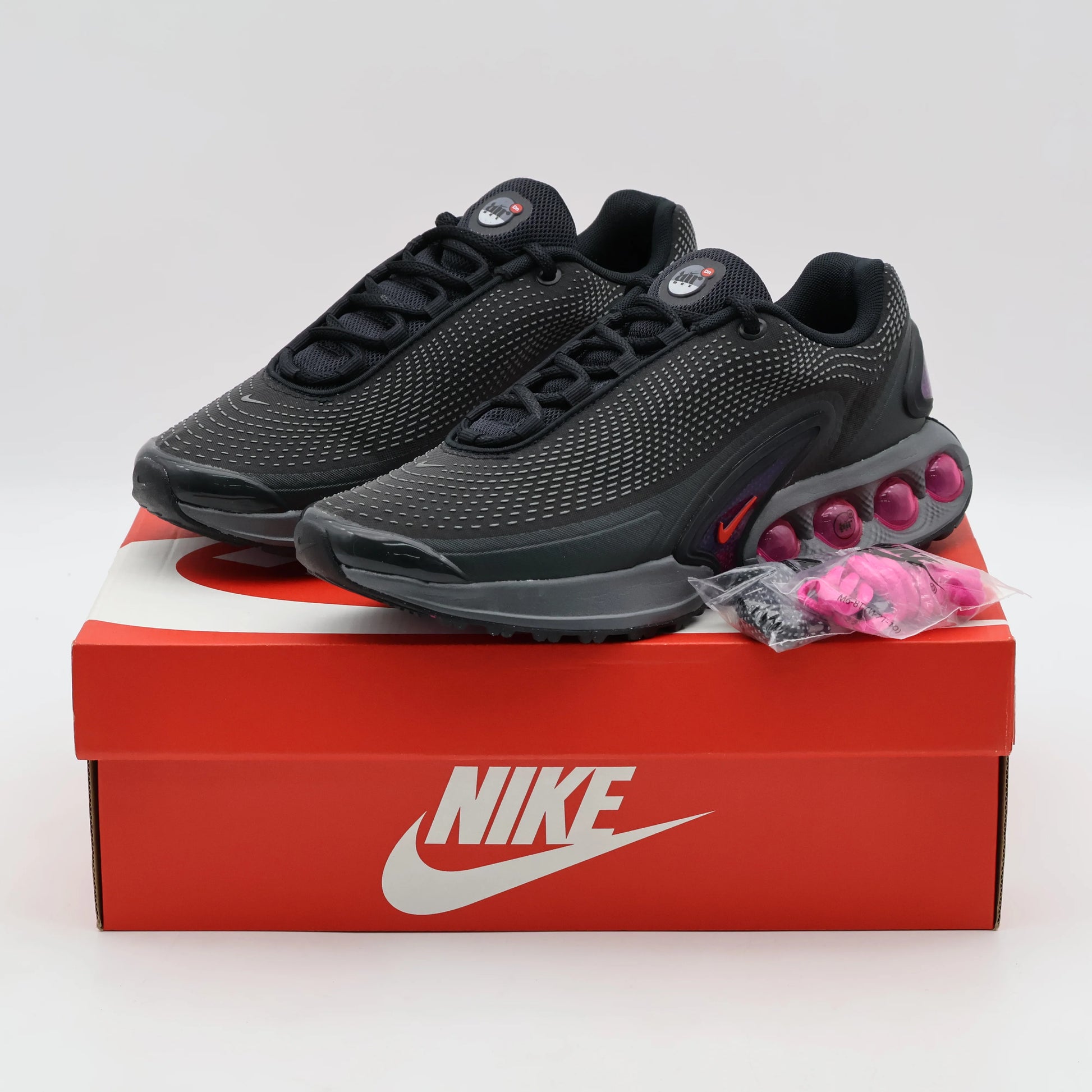 Nike Air Max DN All Night Par Visto em Cima da Caixa