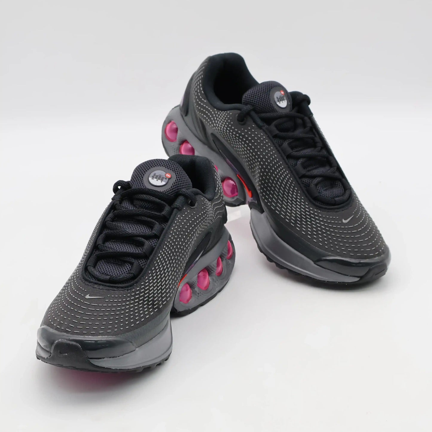 Nike Air Max DN All Night Par Visto de Frente