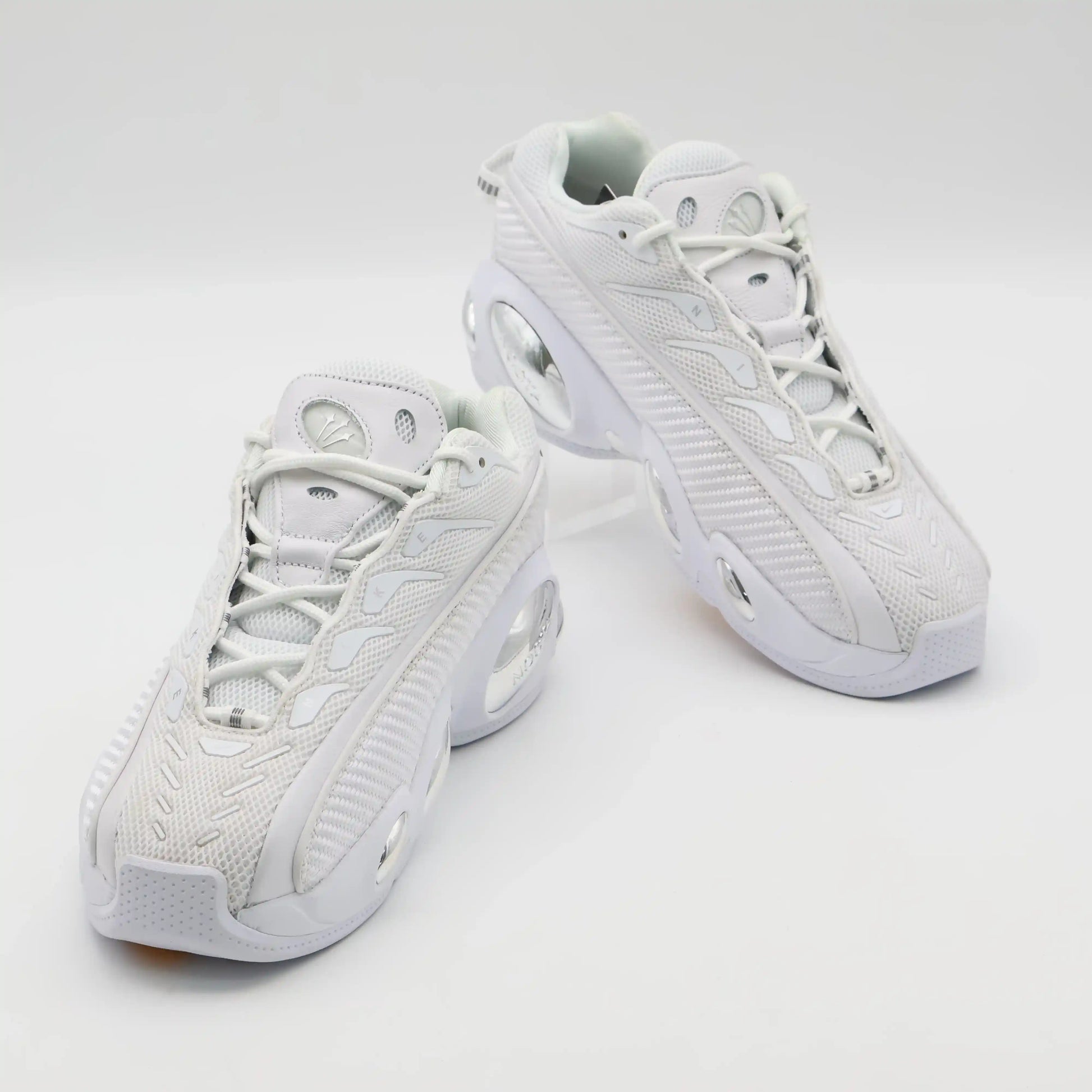 Nike x Nocta Glide Branco Par De Frente