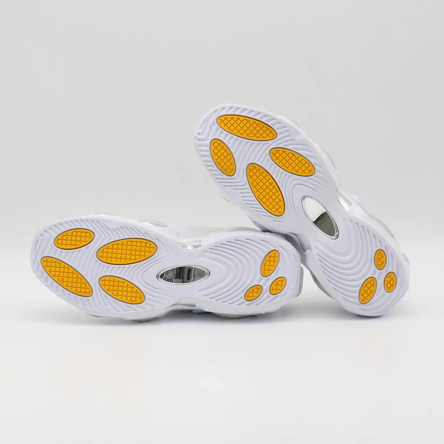 Nike x Nocta Glide Branco Parte do Solado Branco com Amarelo