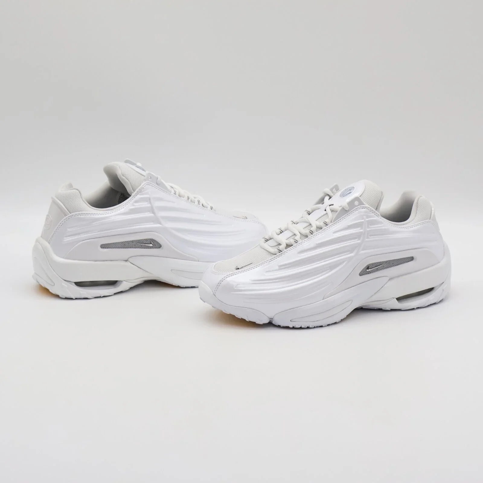 Nike x Nocta Hot Step 2 Total White Par Visto de Lado