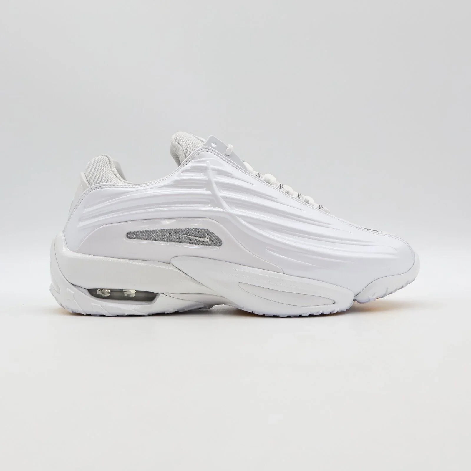 Nike x Nocta Hot Step 2 Total White Parte Lateral Direita