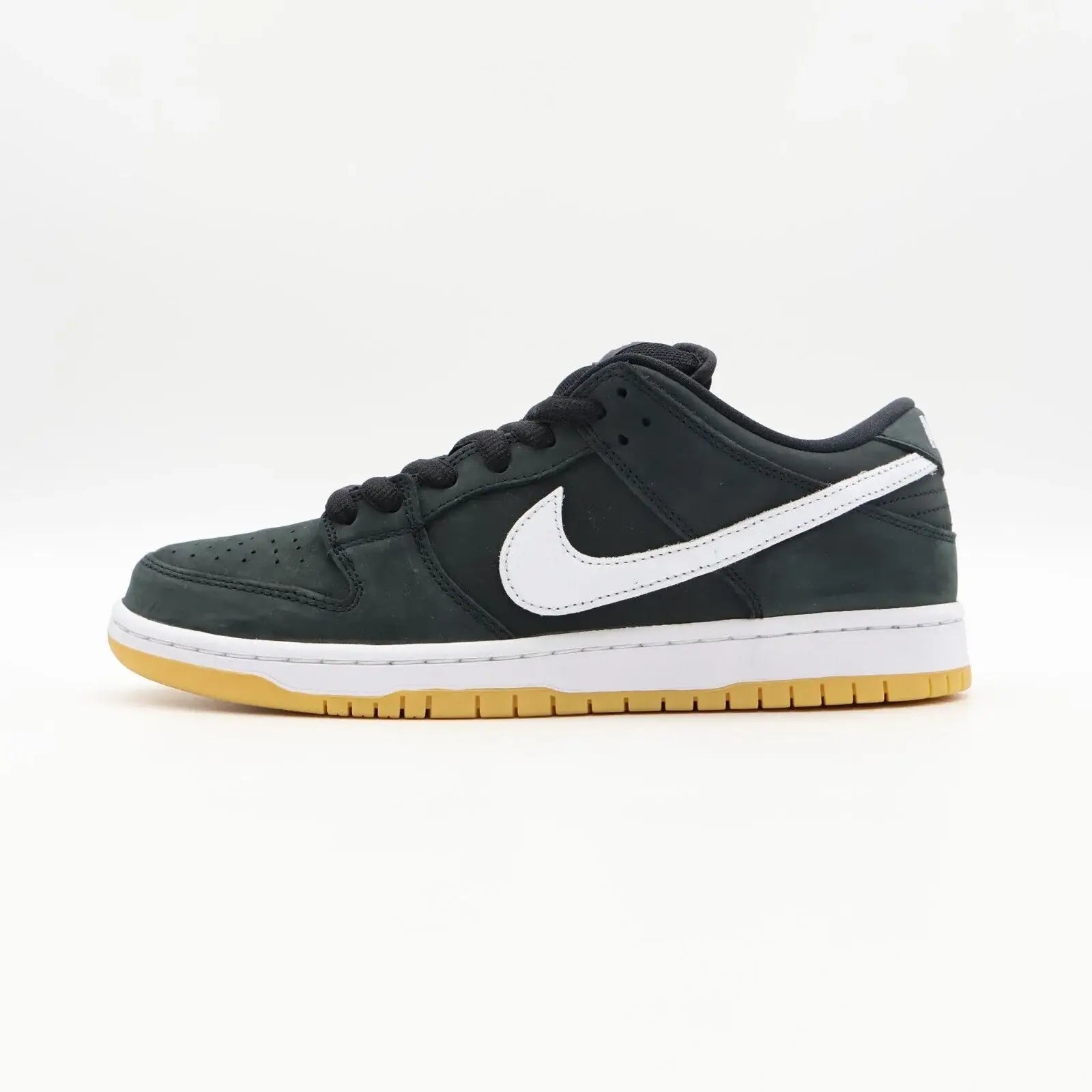 Tenis Preto Nike Dunk Black Gum Visto de Lado Interno