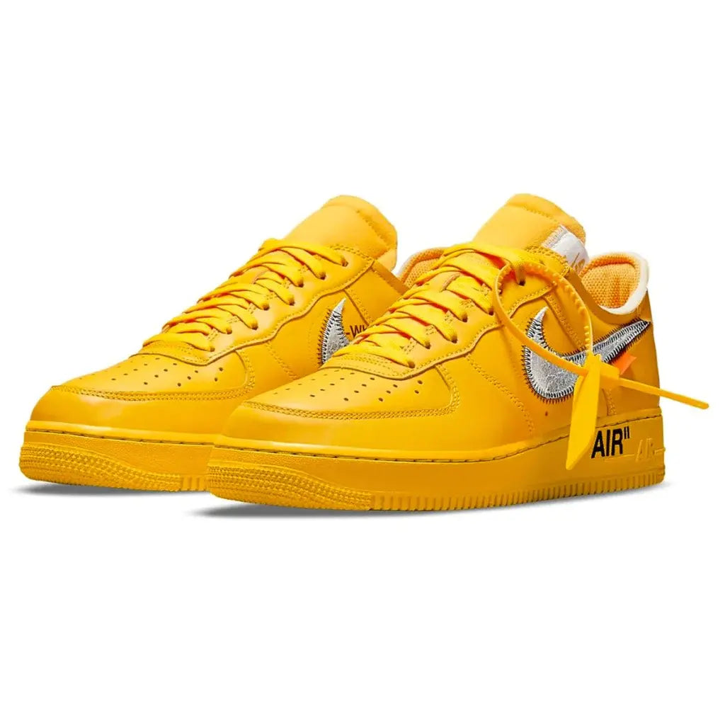 Nike Air force 1 Low Off White University Gold Metallic Silver Par Frontal