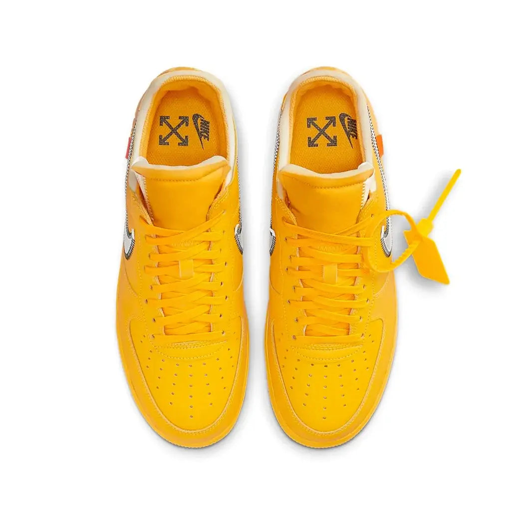 Nike Air force 1 Low Off White University Gold Metallic Silver Por Cima