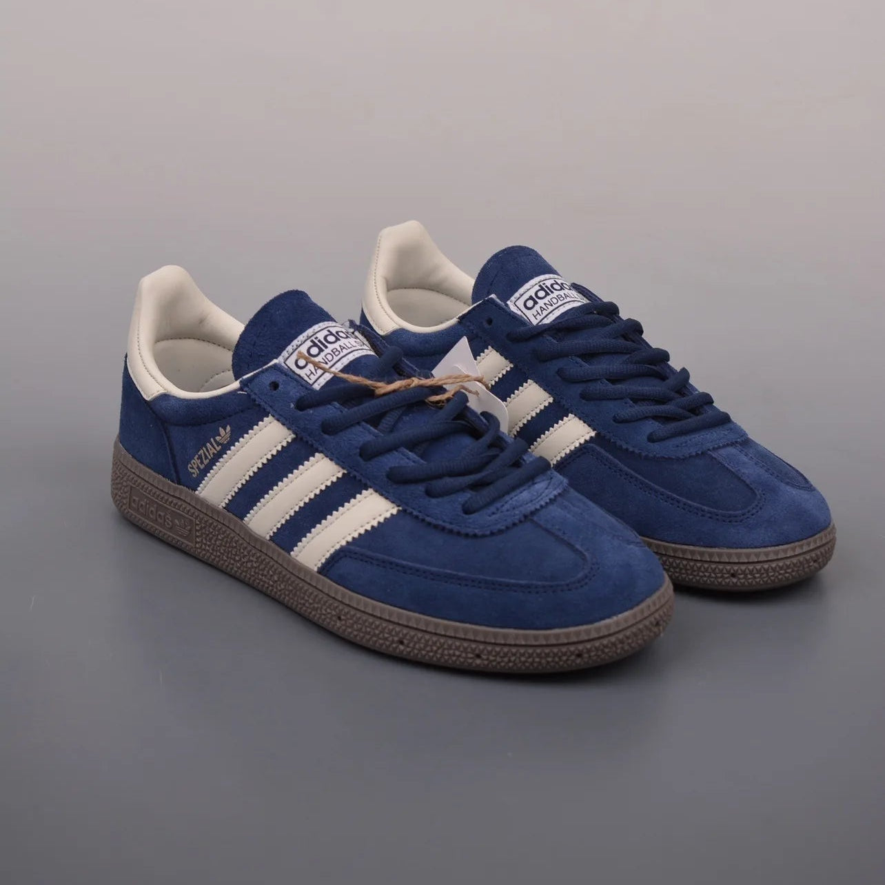 Tênis Adidas Azul Spezial Night Indigo Par Visto pela Frente