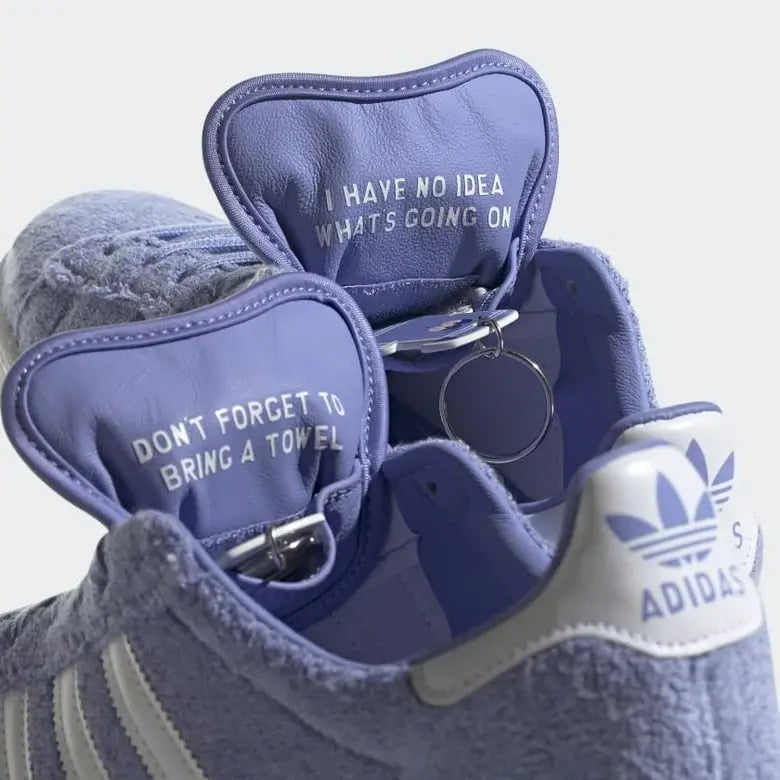 Tênis Azul Adidas South Park Campus 80 Toalinha Bolsinho para Guardar Suas Coisinhas 