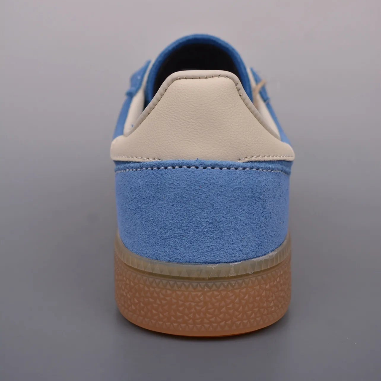 Tênis Azul Adidas Spezial Light Blue Vista da Parte Traseira