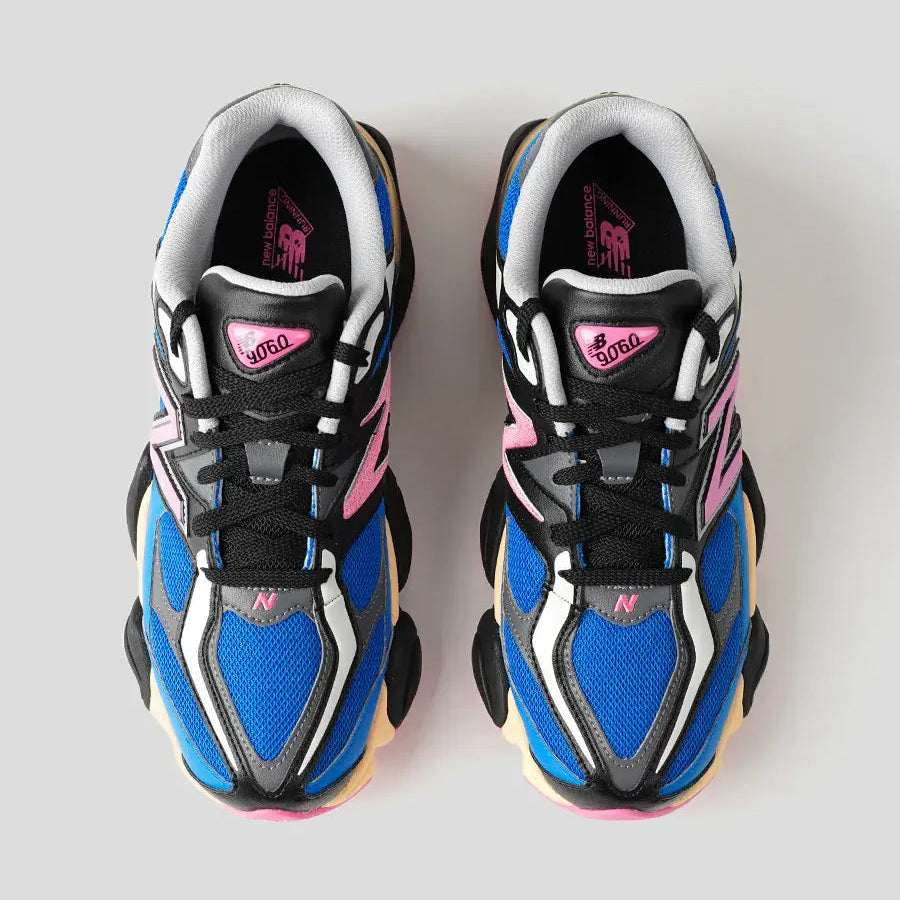 Tênis Azul com Rosa New Balance 9060 Blue Oasis Real Pink Par Visto por Cima