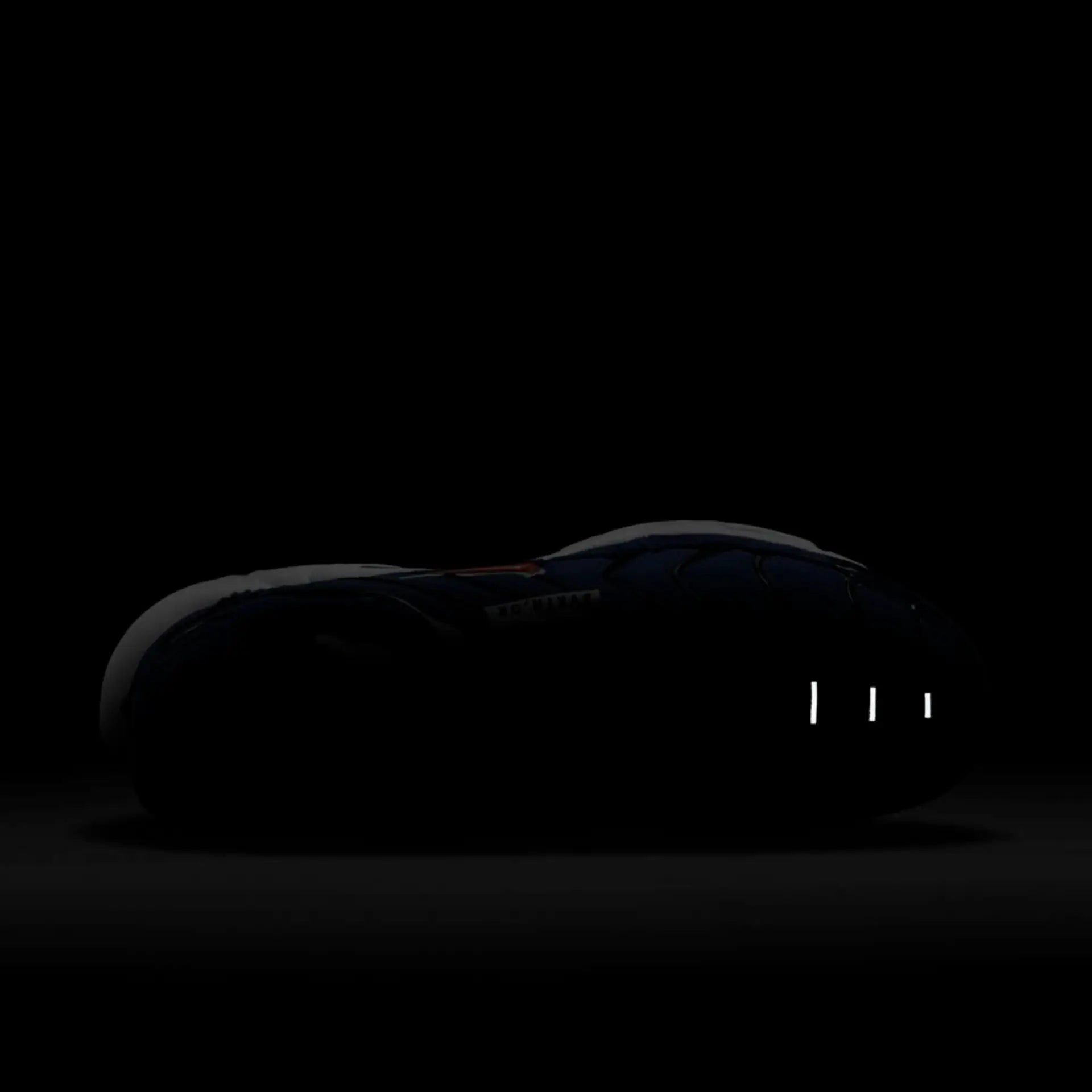 Tênis Azul Masculino Air Max TN Plus Running Club Parte Frontal Brilhando no Escuro