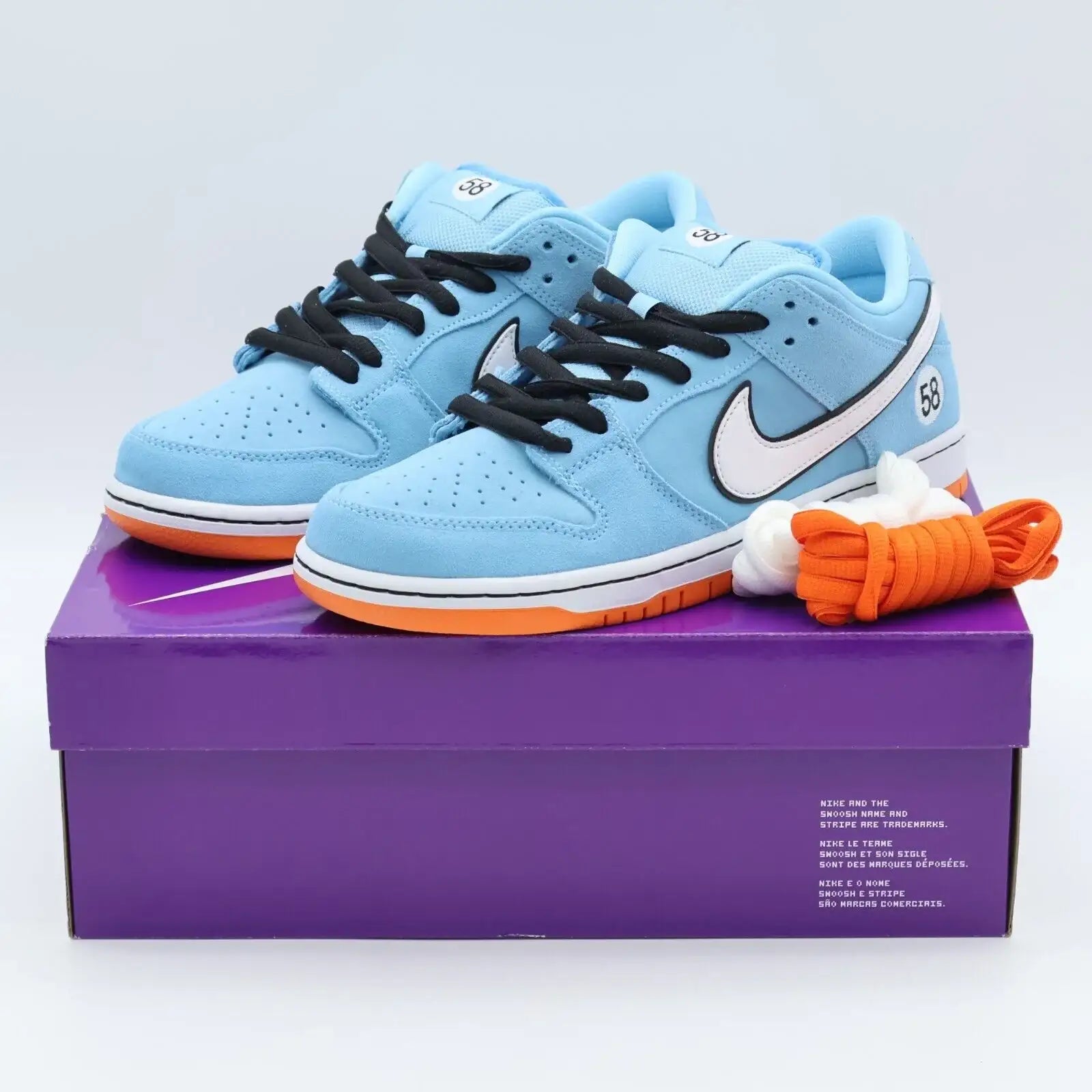 Tênis Azul Nike Dunk Low Club 58 Gulf Par em Visto em Cima da Caixa Roxa