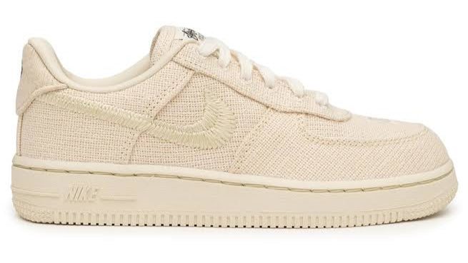 Tênis Bege Nike Air Force 1 Stussy Fossil Capa do Produto