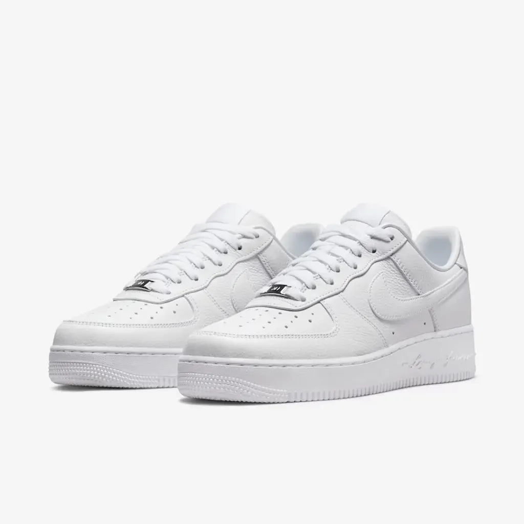 Nike Air Force 1 Low X Drake Nocta Par de Frente