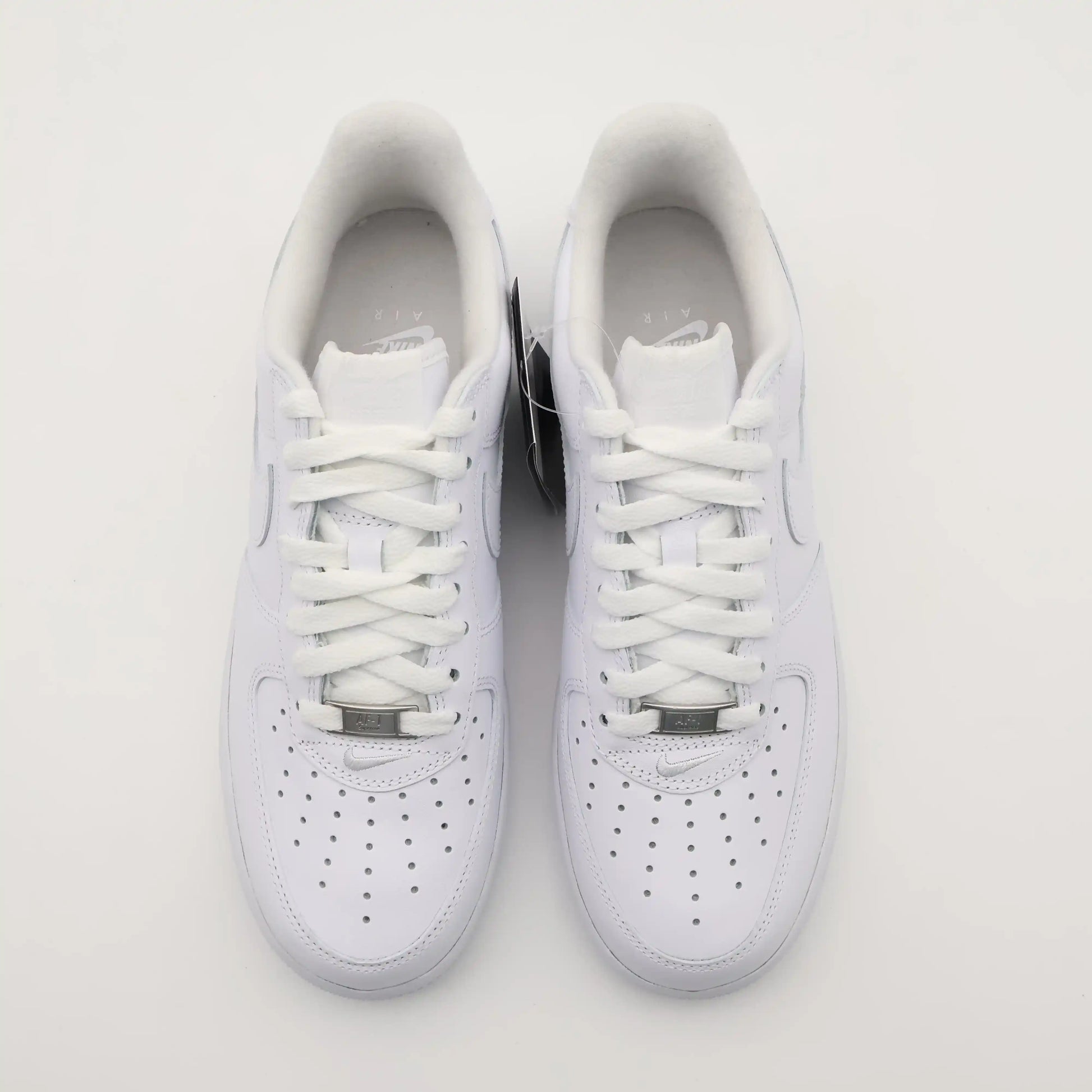 Tênis Branco Nike Air Force 1 Supreme White Visto por Cima