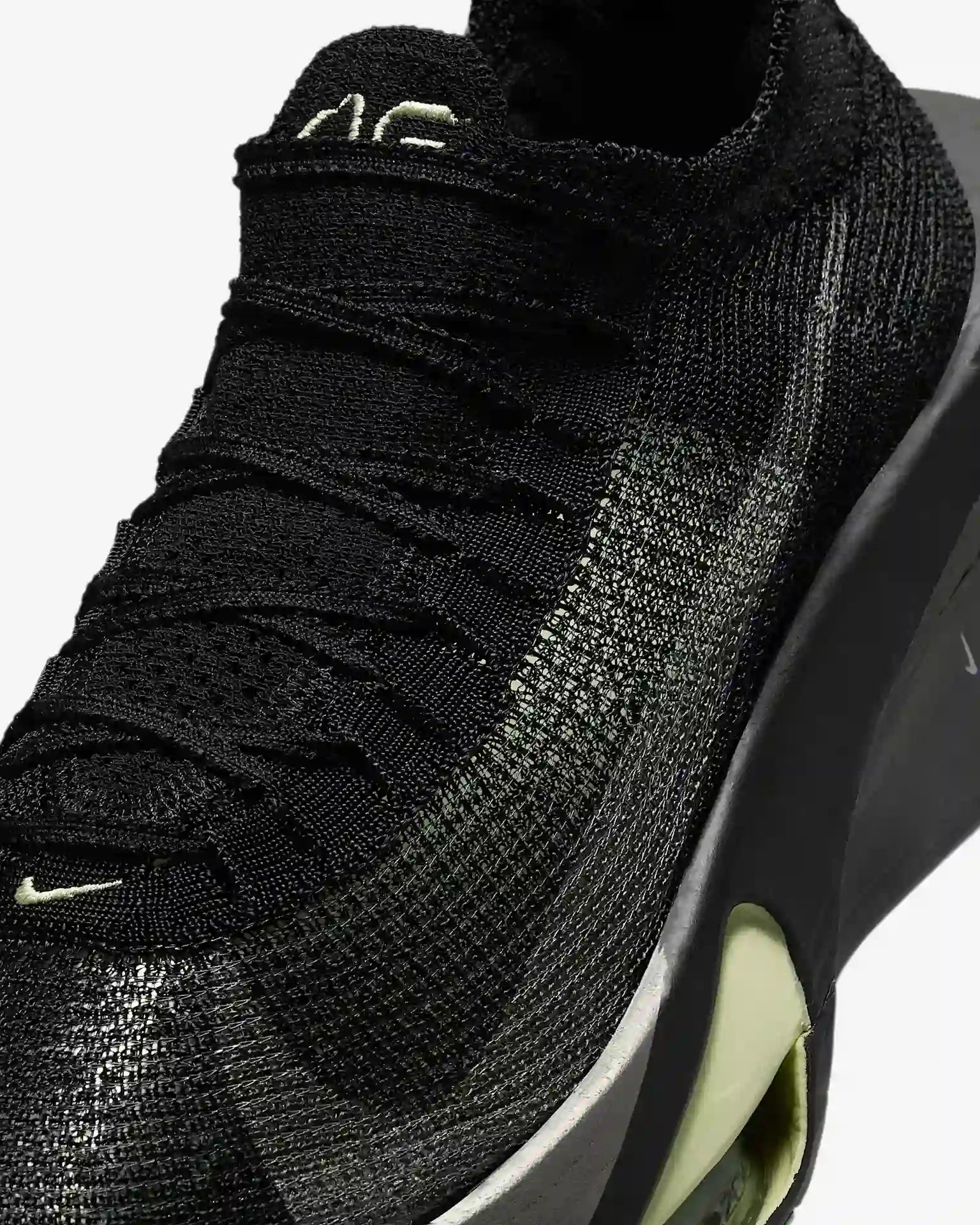 Tênis de Corrida Nike Air Zoom Alphafly 3 Black Olive Parte Frontal em Detalhes