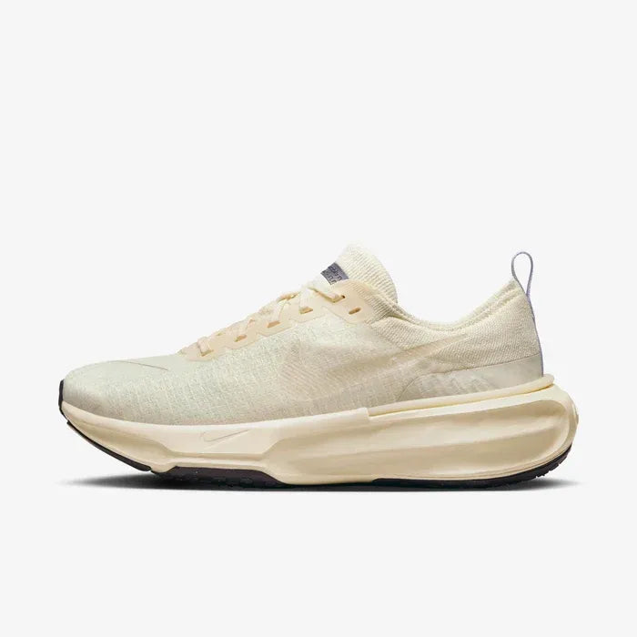 Tênis de Corrida Nike Invincible Run 3 Light Cream White Parte Lateral Esquerda