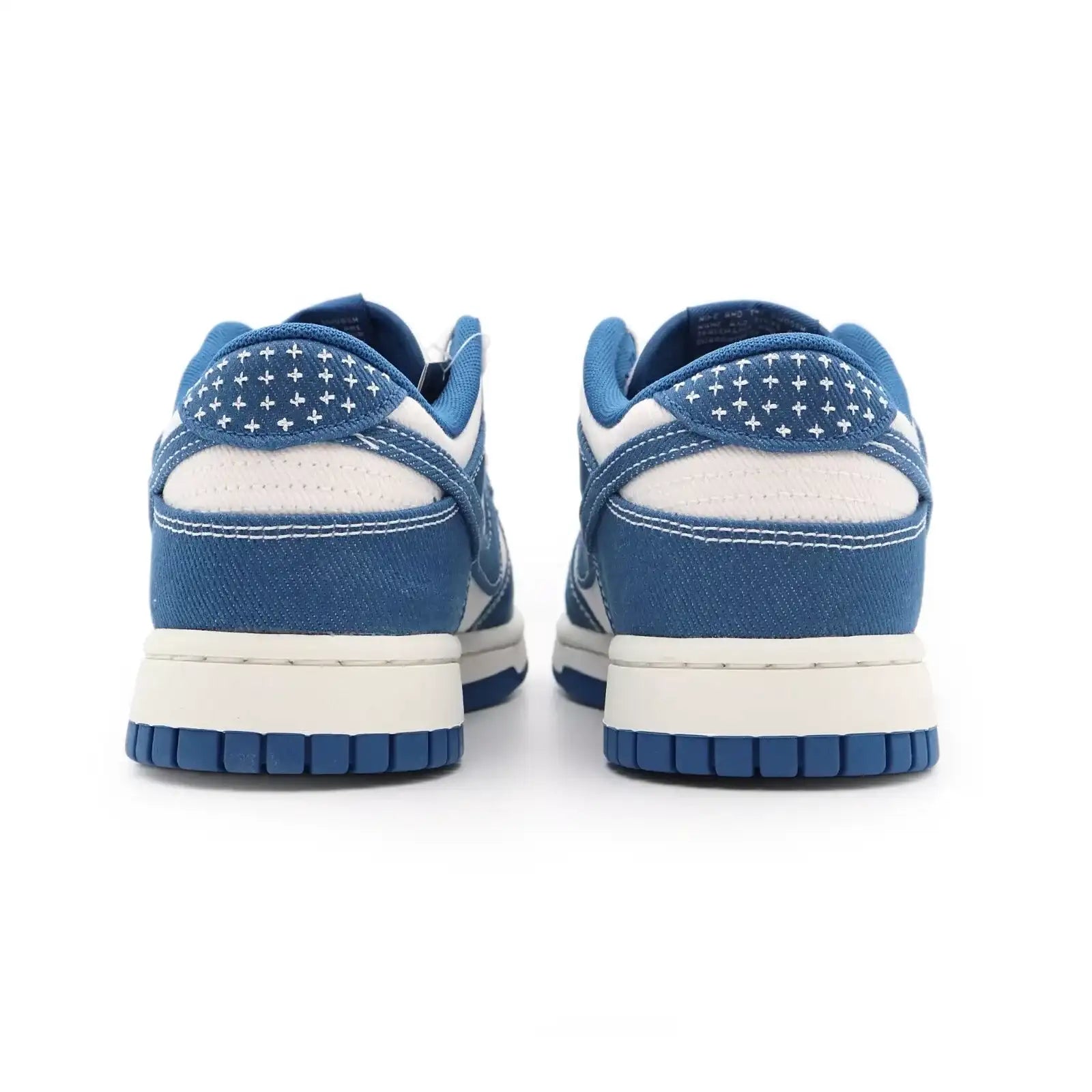 Tênis Jeans Nike Dunk Low Sashiko Industrial Blue Visto Pela Parte De Tras