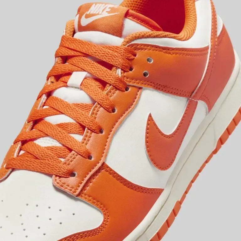 Tenis Laranja Nike Dunk Low Syracuse  Detalhes do Couro
