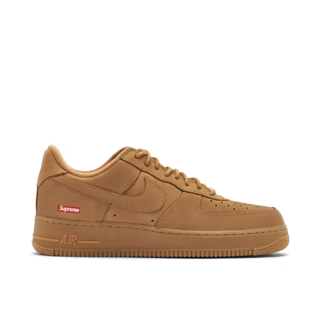 Tênis Marrom Nike Air Force 1 Low SP Supreme Wheat Parte Lateral Direita