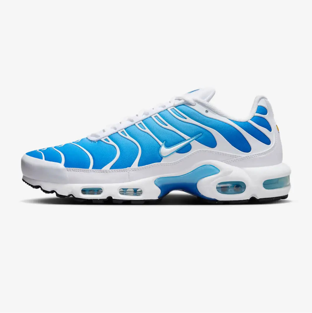 Tênis Azul com Branco Nike Air Max TN Plus Battle Blue Parte Lateral Esquerda