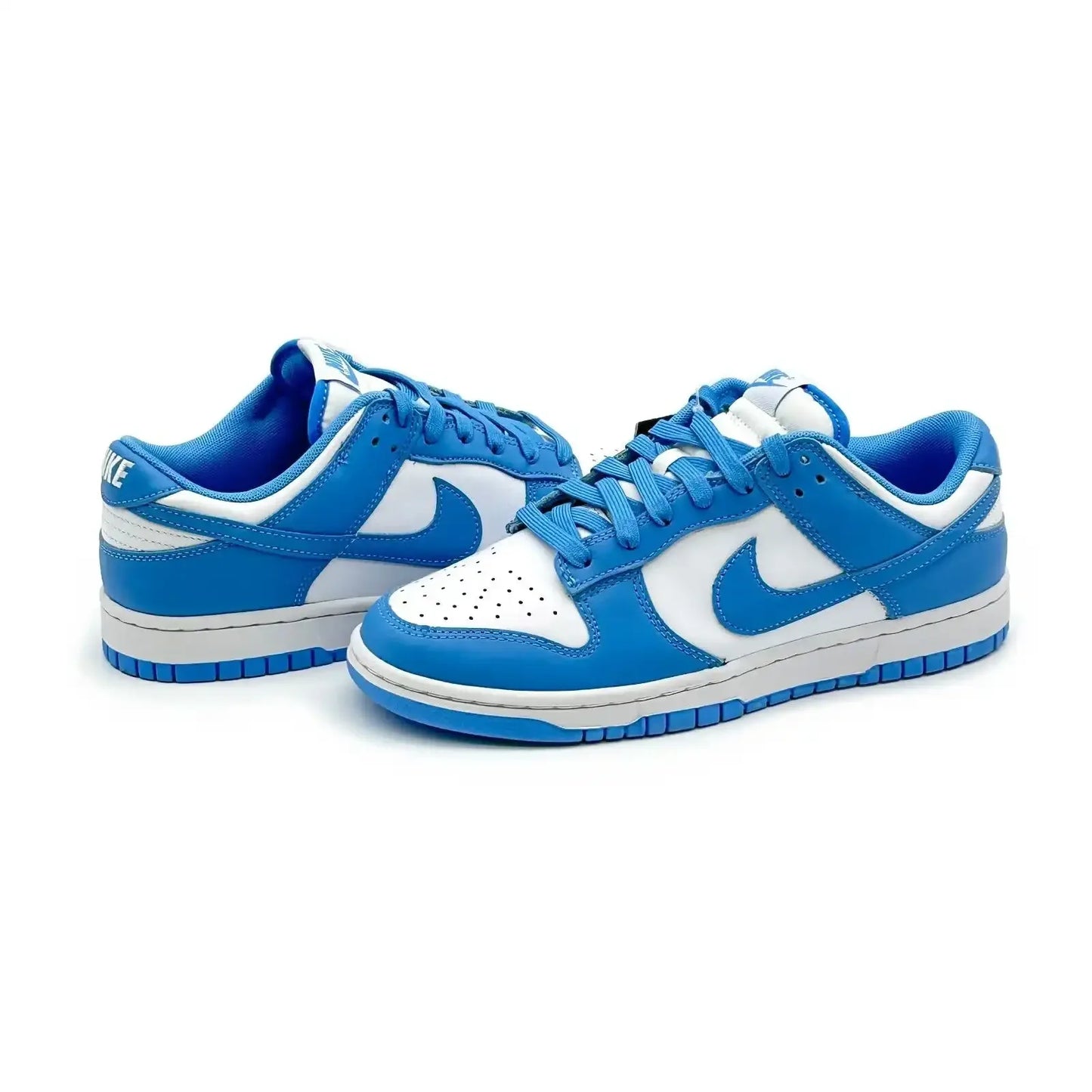 Tenis Nike Azul Dunk Low UNC Par Lateral